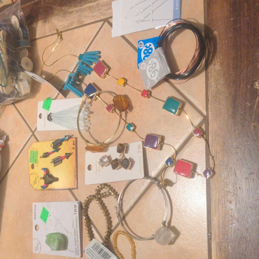 Jewelry Making Bundle - Picture 9 of 11